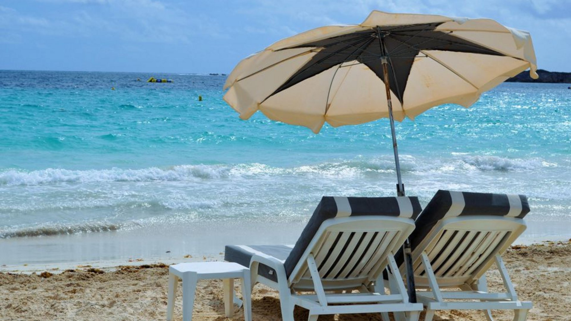 Jetzt Angebot für Ihren Traumurlaub anfordern
